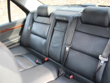Peugeot 605